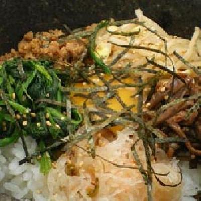 石焼ビビンバ
